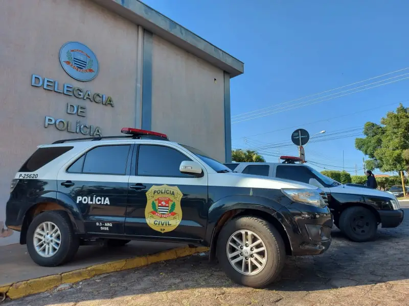 Fala Matao - Polícia Civil de Matão prende dupla suspeita de série de roubos na cidade